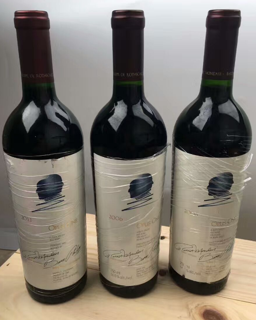 坪山红酒回收多少钱一瓶